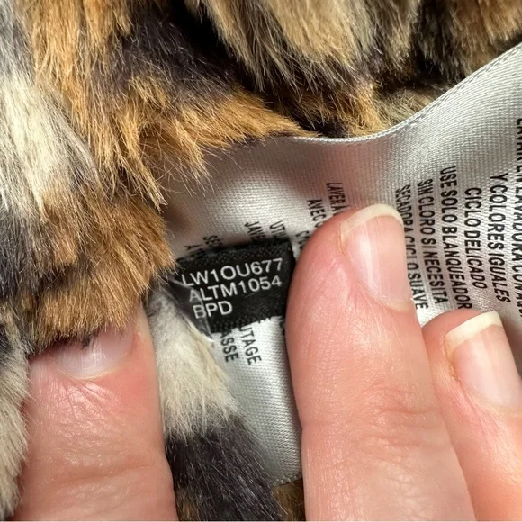 [ Levi’s ] Women’s Leopard Print Fur Lined Leather Jacket - Picture 6 of 16